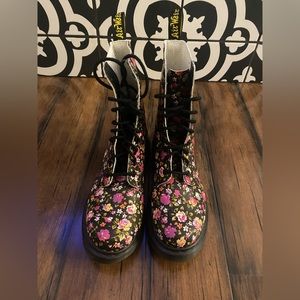 Pre-owned Original Dr Martens rain boots size 7